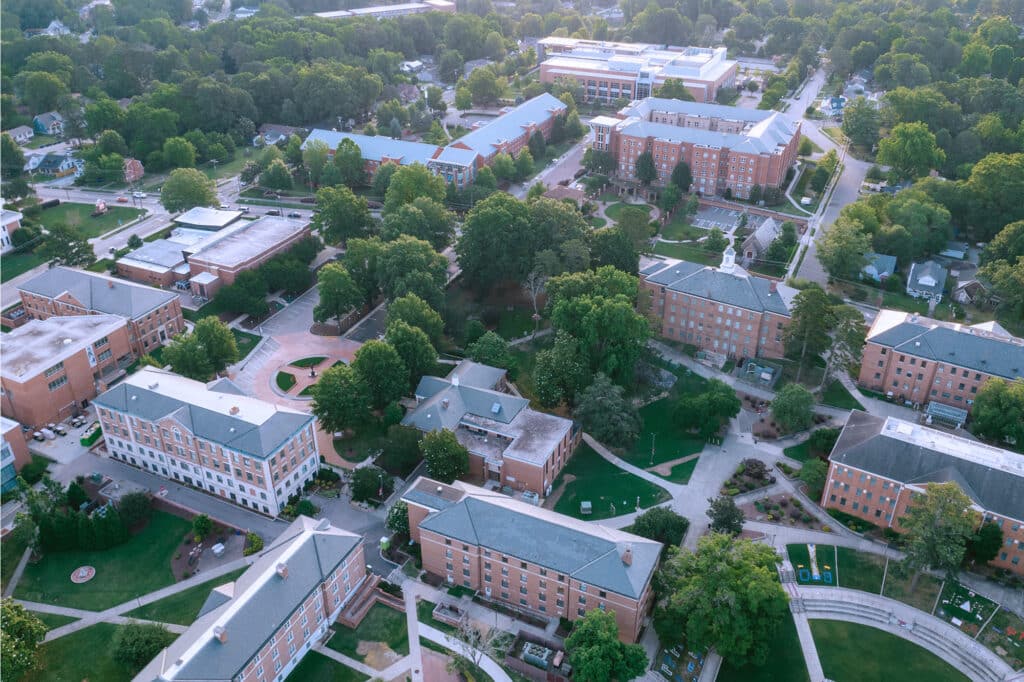 Image of a regional college campus